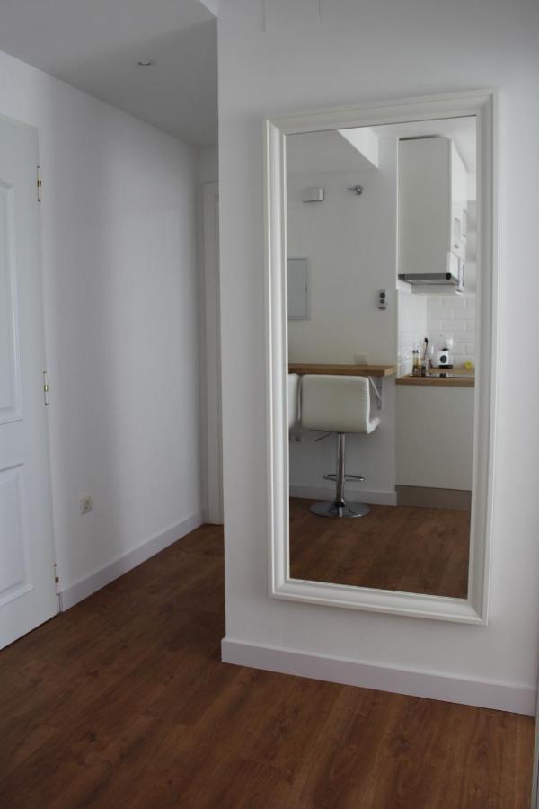 Beautiful Brand New 2 Bedroom Flat With Terrace Malaga Bagian luar foto