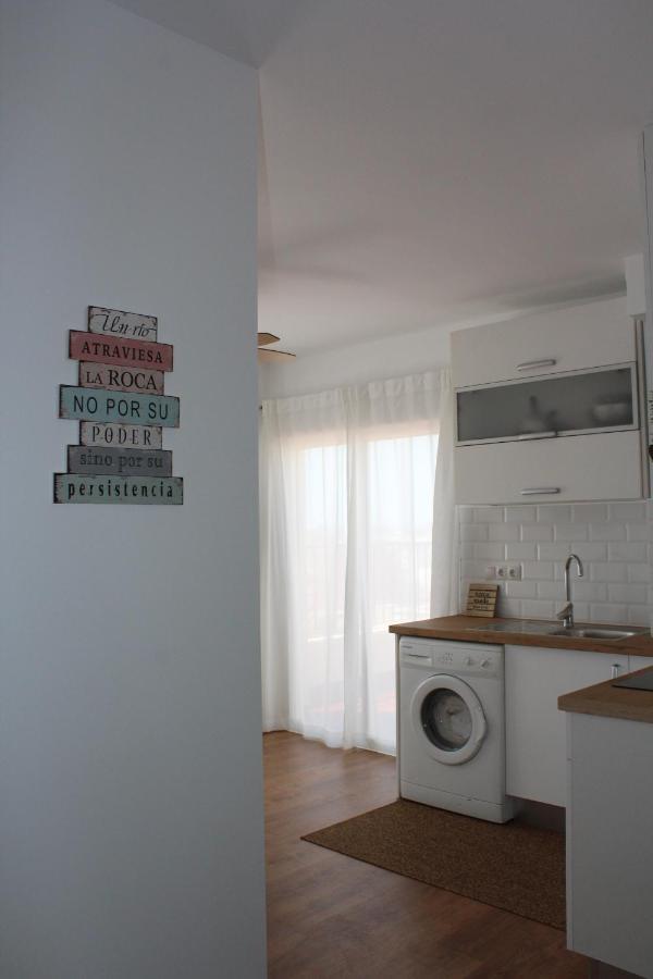Beautiful Brand New 2 Bedroom Flat With Terrace Malaga Bagian luar foto